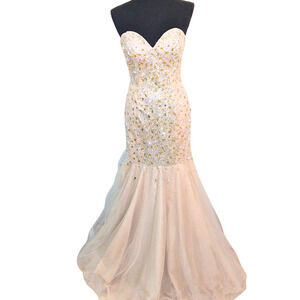 WOMEN'S BEADED & CRYSTAL BEIGE STRAPLESS EVENING PARTY GOWN DRESS